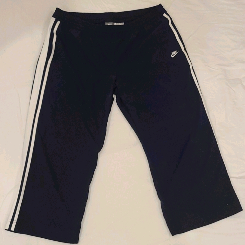 Nike Pants | L